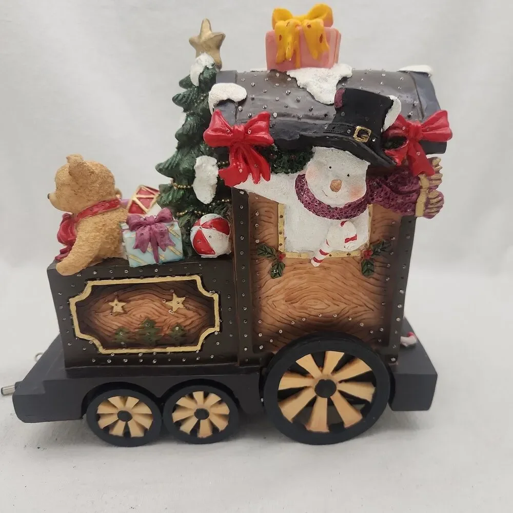 Optic Glow By Puleo decoration santas
